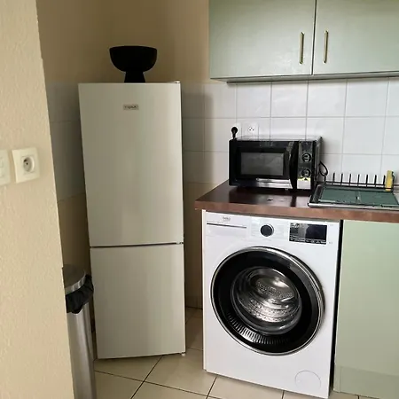 Apartman French Riviera, Parking Gratuit, Tram L1 Au Pied De L'immeuble